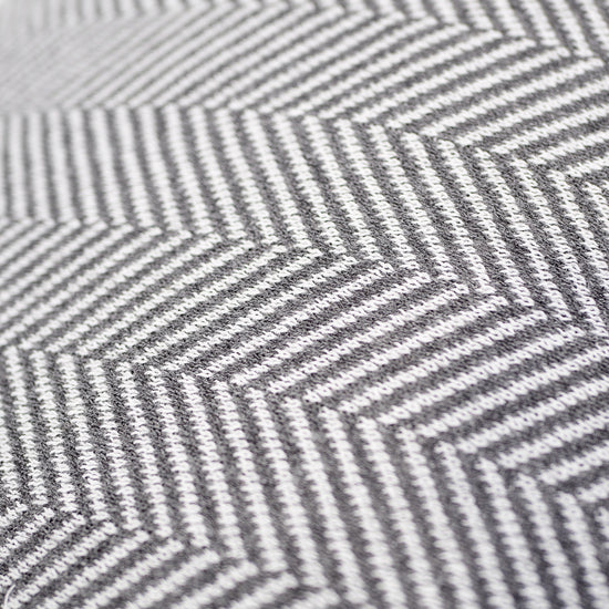 Liten Fotpall - Stickad Fiskbens Grå 03