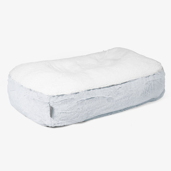 Sloucher Mellanstor Hundsäng - Fuskkaninpäls Gammelblå 01