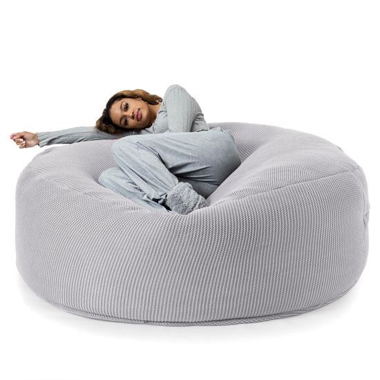 LOUNGE PUG®, Jätte Saccosäck XXL 'Mega Mammut', Stor Sittsäck, Ellos Stickad Ljusgrå