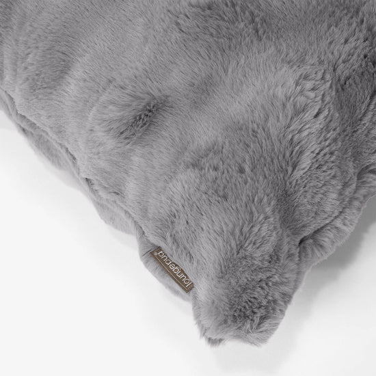 Kuddfodral 35 x 50cm - Fuskpäls Bubble Grå 02
