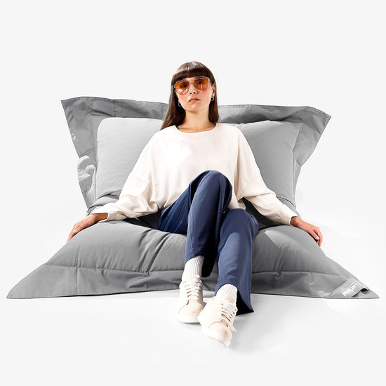 SoleiStorm™ Ultra 2000 h+ Saccosäck XXL Outdoor - Mellangrå 01
