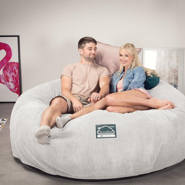 LOUNGE PUG, Dubbel Saccosäcksoffa XXL C3000-L, CloudSac Memoryskum, Pom-pom Elfenbensvit