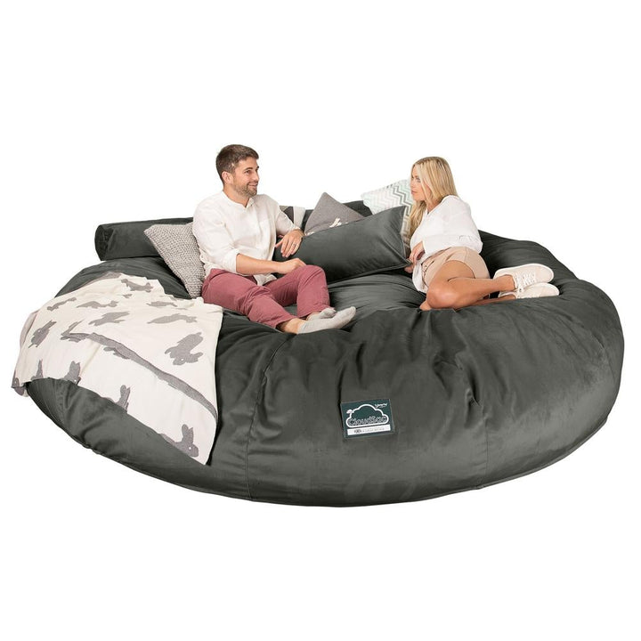 LOUNGE PUG, Titanic Saccosäcksoffa XXXXXL C5000-L, CloudSac Memoryskum, Sammet Grafitgrå