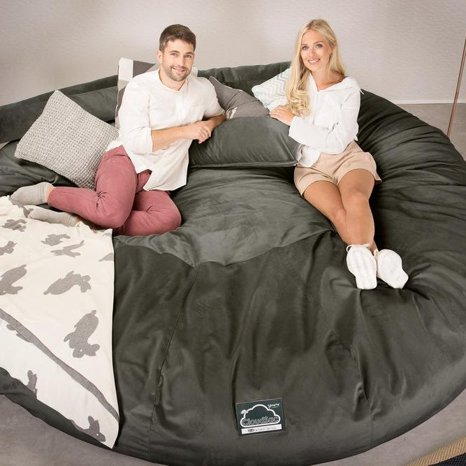 LOUNGE PUG, Titanic Saccosäcksoffa XXXXXL C5000-L, CloudSac Memoryskum, Sammet Grafitgrå