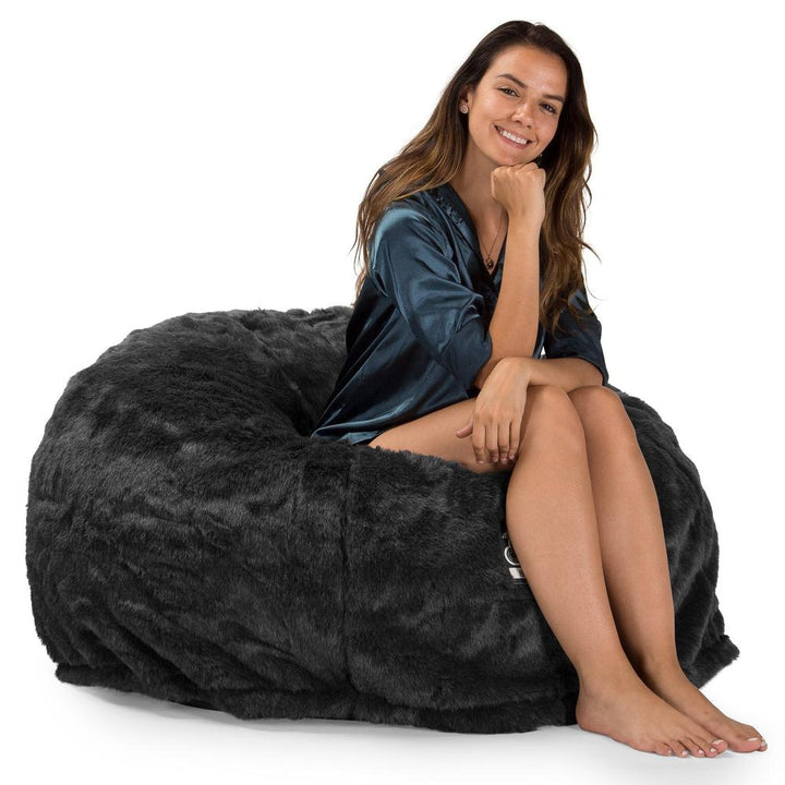 LOUNGE PUG, Jättesaccosäck C510-L, CloudSac Memoryskum (NY DESIGN), Fuskpäls Svart