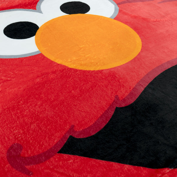 Kuddfodral 47 x 47cm - Elmo Fabric Close-up Image